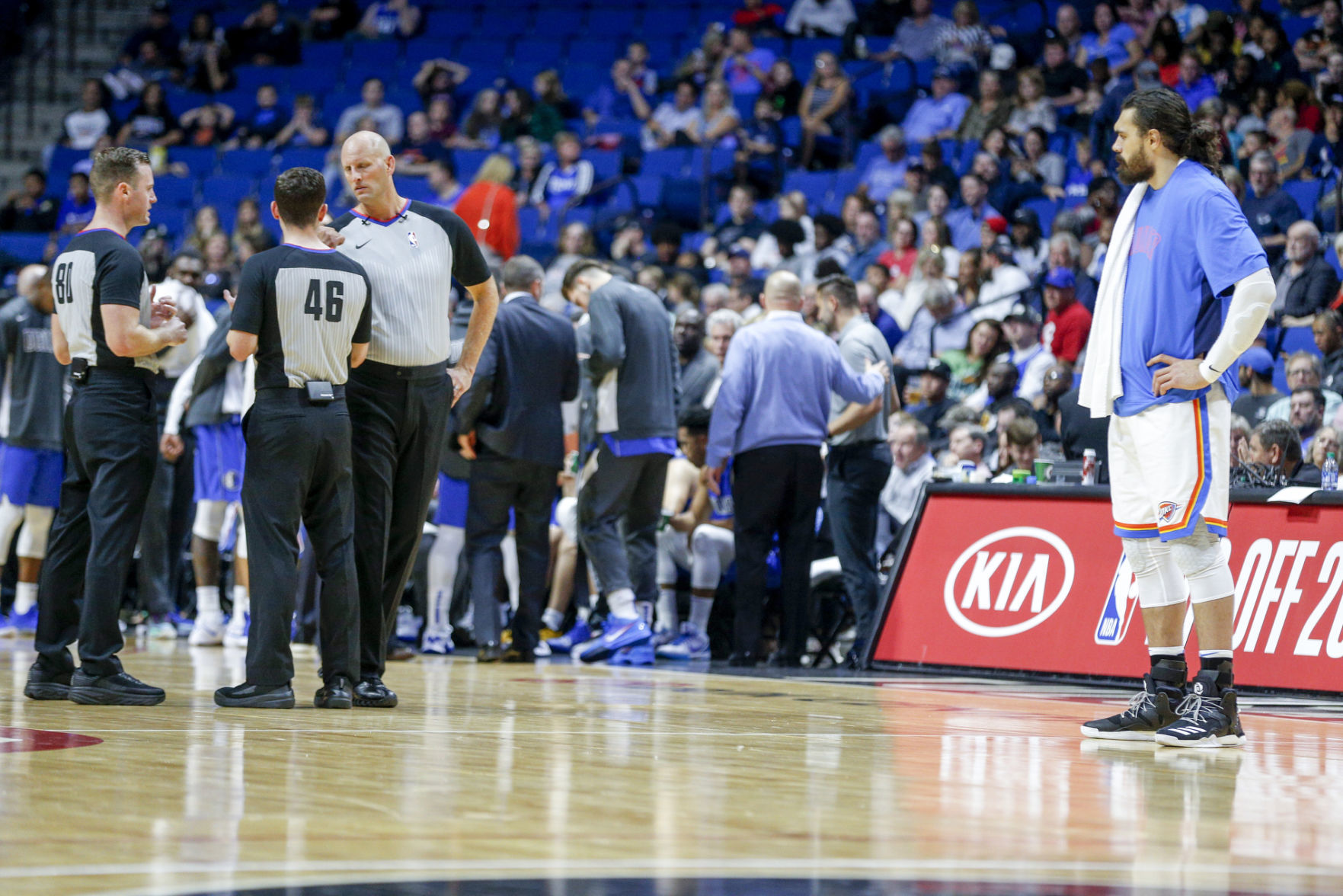 Oklahoma City Thunder vs Dallas Mavericks